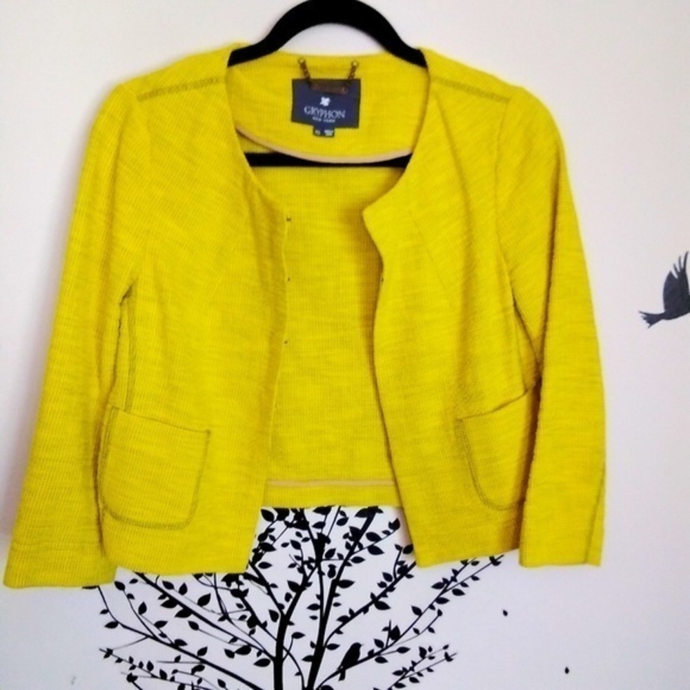 GRYPHON NY mustard yellow open jacket blazer top